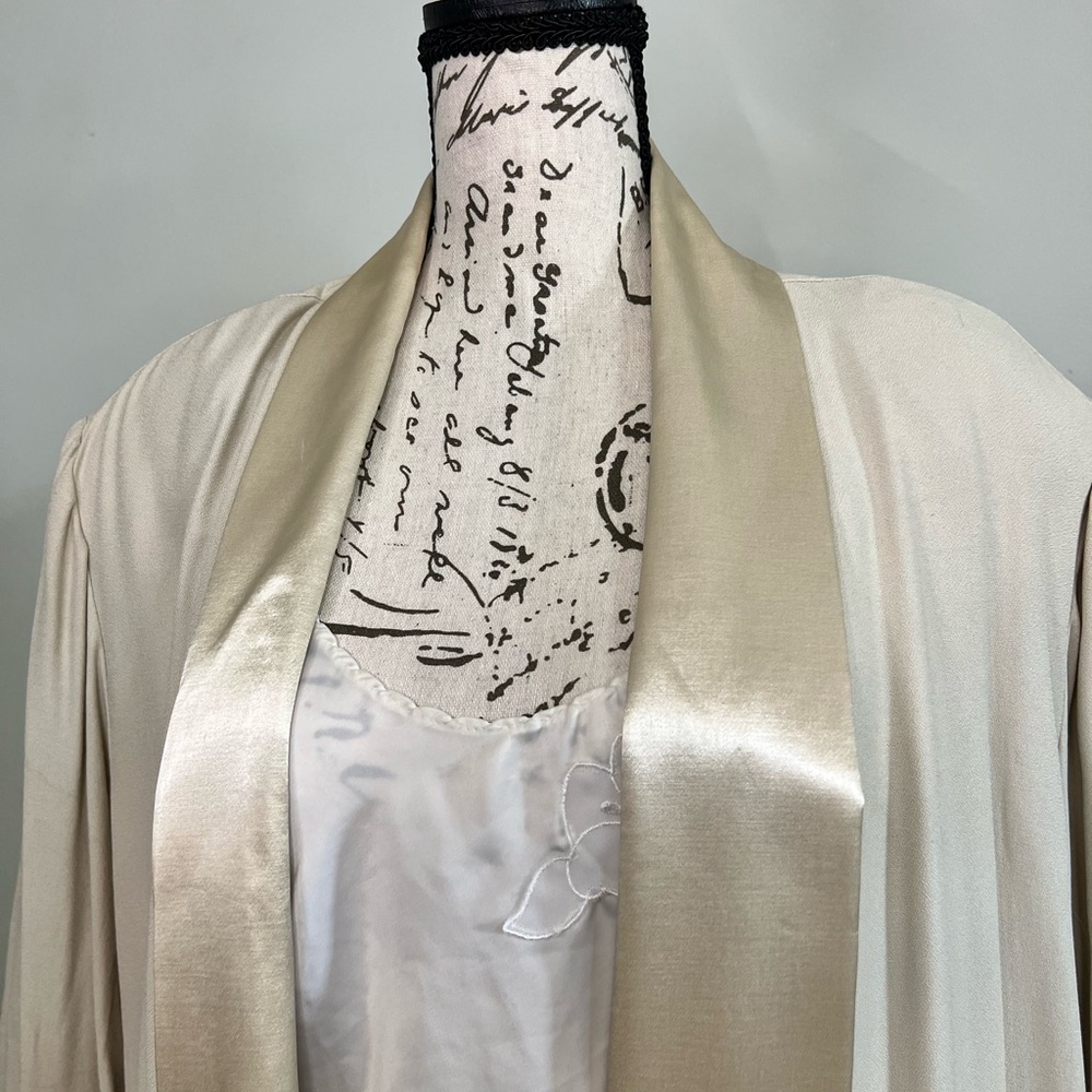 Vintage Dawn Joy Fashions Satin Trim Cover Up Blazer – Open Front – USA Made - Picture 2 of 13